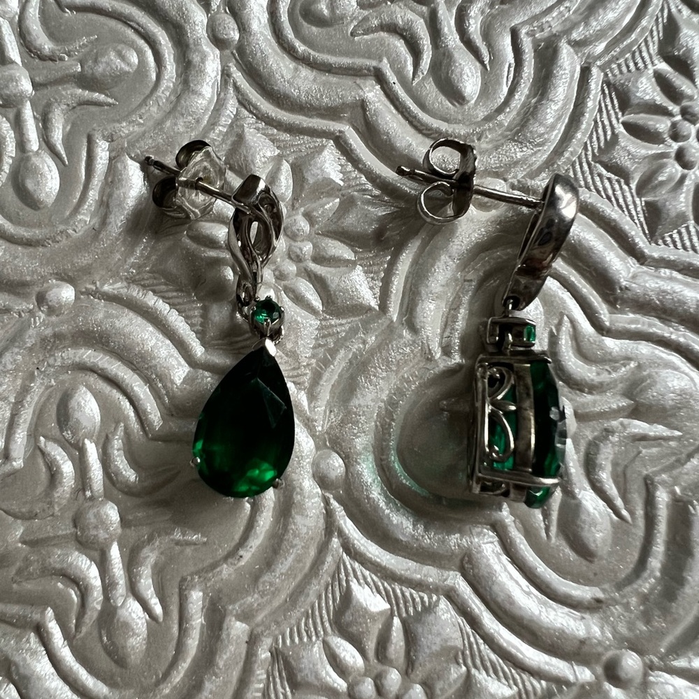 Emerald earrings.